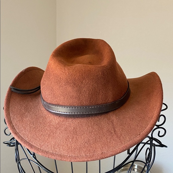 Vintage Jaxon Wool Hat with Black and Brown Accents - Picture 3 of 6